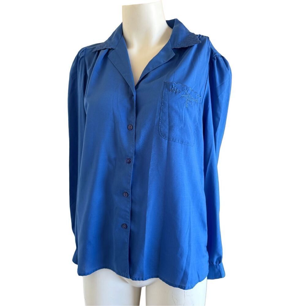 Pykettes vintage women’s navy blue 70’s button up blouse floral embroidery puff